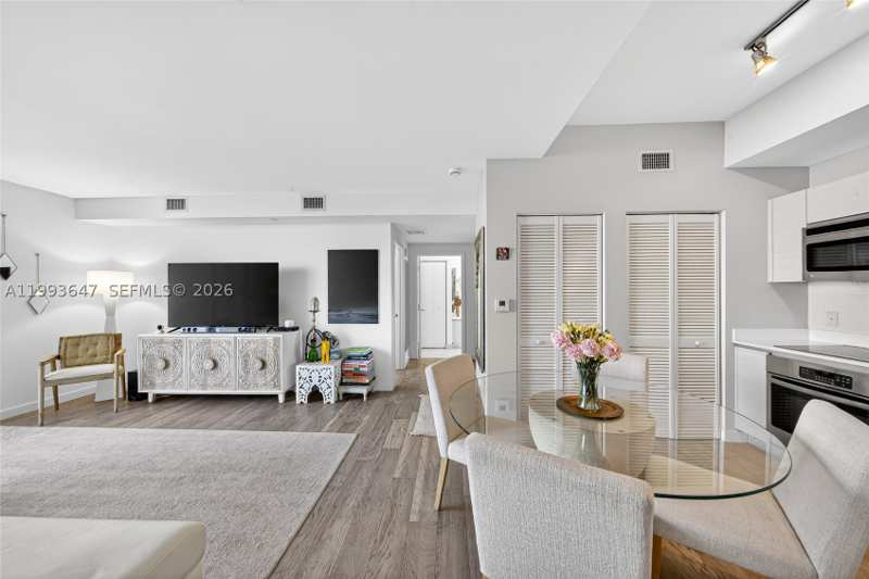 1 bedroom Condominium at 4250 Biscayne Blvd 609, 4250 Biscayne Boulevard C, Miami — photo 1