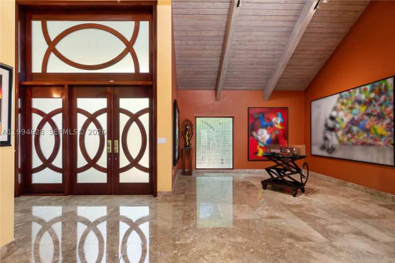 5 bedroom SingleFamilyResidence at 20251 W Oak Haven Cir, Oak Haven Sub Sec 3, Miami — photo 1