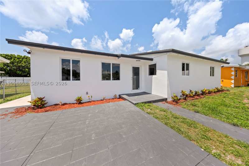 3 bedroom SingleFamilyResidence at 651 NW 9th St, Newport Manor, Homestead — photo 1