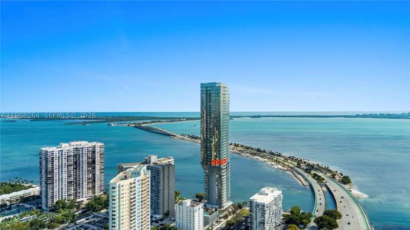 3 bedroom Condominium at 175 SE 25 Rd 2003, Una residences, Miami — photo 1
