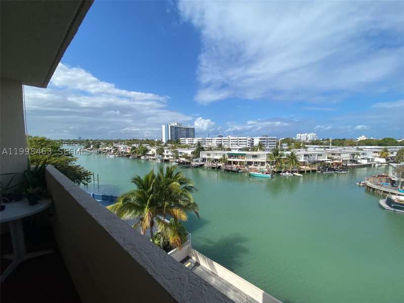 2 bedroom Condominium at 7125 Bay Dr 506, Bay Plaza Condo, Miami Beach — photo 1