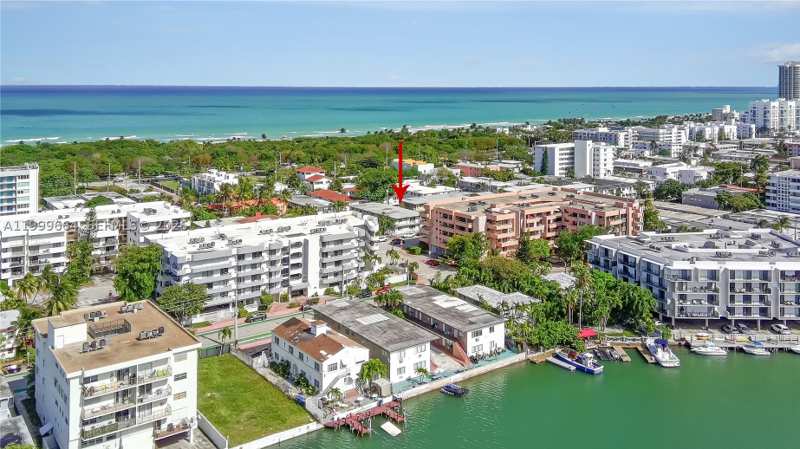 1 bedroom Condominium at 8129 Abbott Ave 10, Orleans House Condo, Miami Beach — photo 1