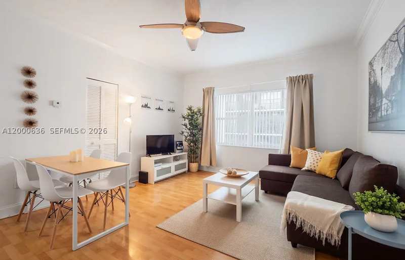 1 bedroom Condominium at 2615 Collins Ave 37, Jasmine Condo, Miami Beach — photo 1