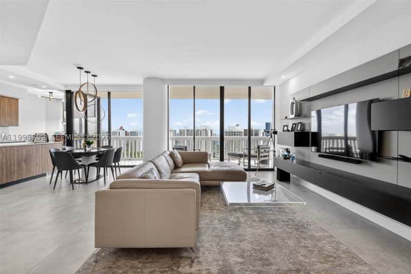 3 bedroom Condominium at 1000 Island Bl 3107, Williams Island, Aventura — photo 1