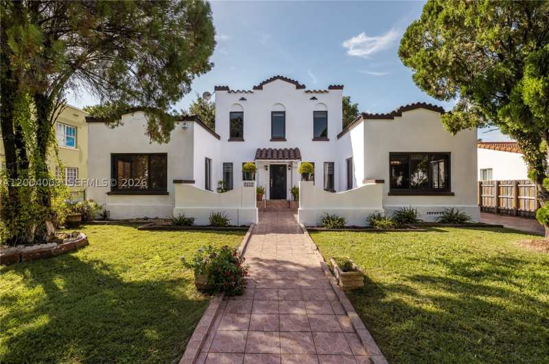 5 bedroom SingleFamilyResidence at 2152 SW 10th St, Ohio Grove, Miami — photo 1