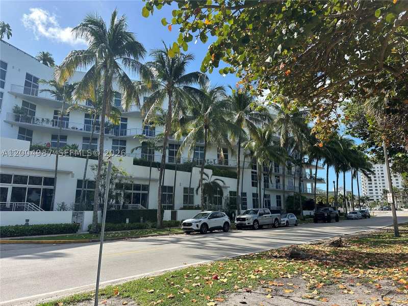1 bedroom Condominium at 2001 Meridian Ave 426, The Meridian Condo, Miami Beach — photo 1