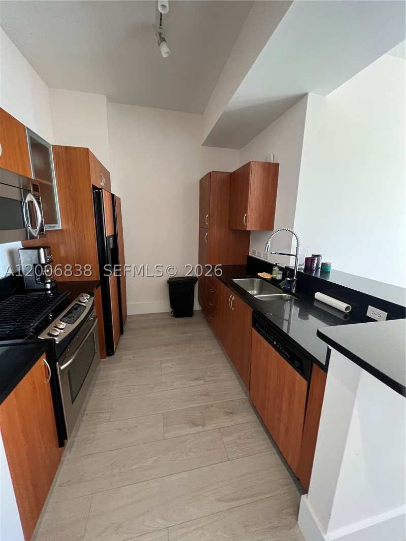 2 bedroom Condominium at 18800 NE 29th Ave Ph25, Venture At Aventura East, Aventura — photo 1