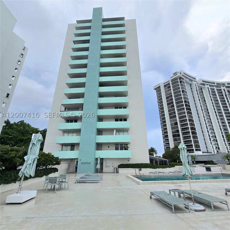 1 bedroom Condominium at 5 Island Ave 5A, Island Terrace Condo, Miami Beach — photo 1