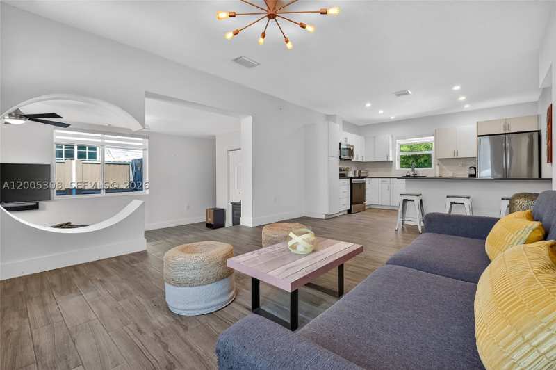 3 bedroom SingleFamilyResidence at 541 NW 109th St, West Miami Shores Sec D, Miami — photo 1