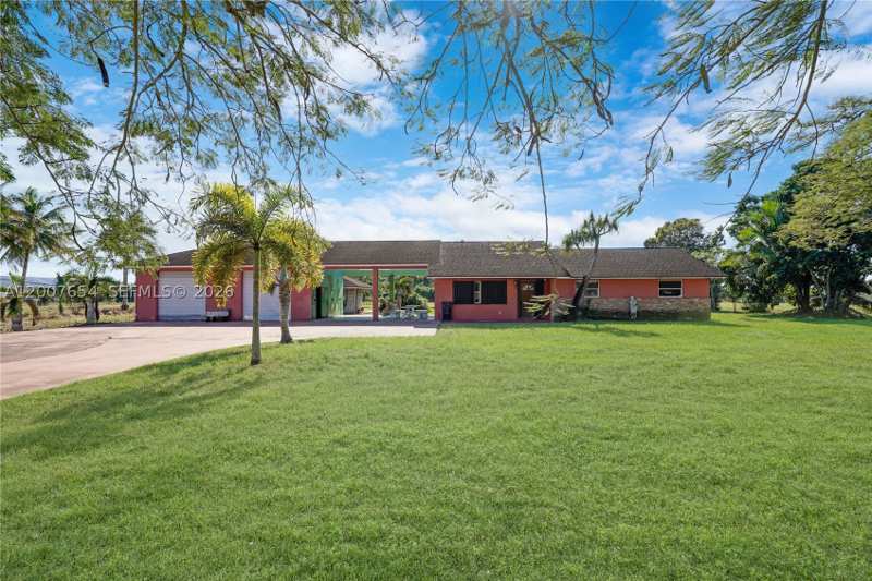 4 bedroom SingleFamilyResidence at 20000 SW 216th St, Redland, Miami — photo 1