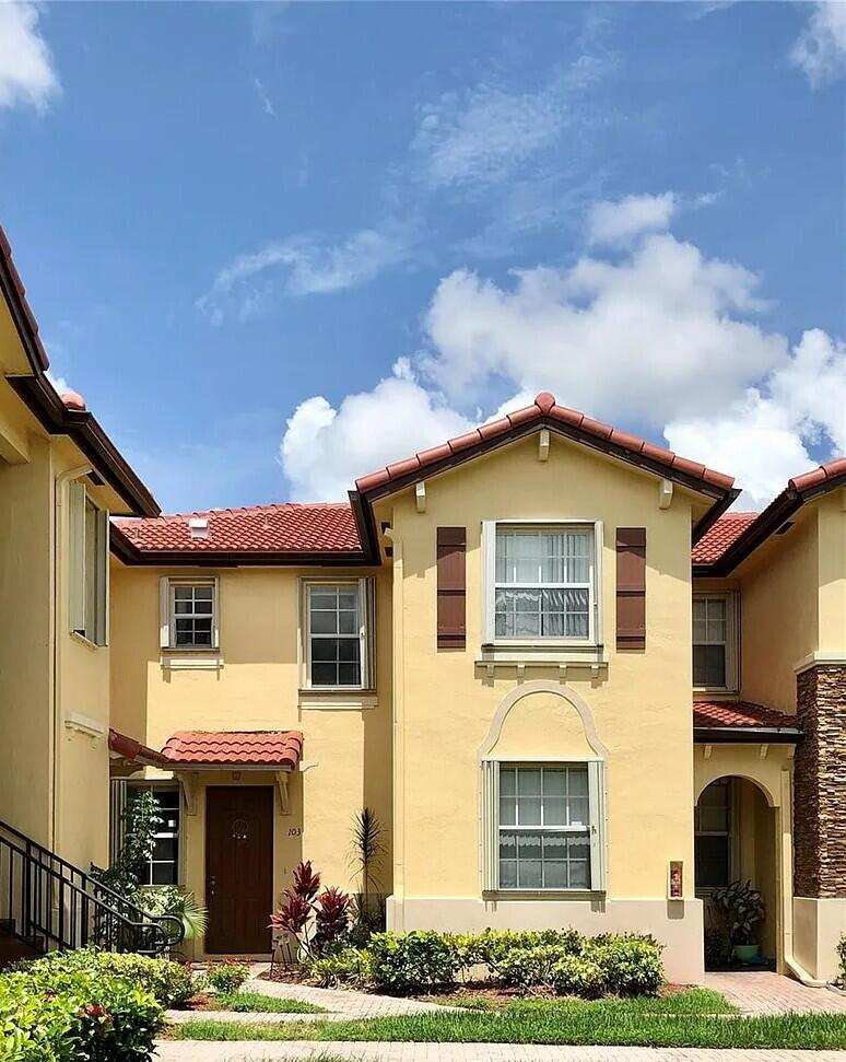 3 bedroom Townhouse at 1655 NE 33rd Road 103-4, Villas At Carmel Condo No, Homestead — photo 1