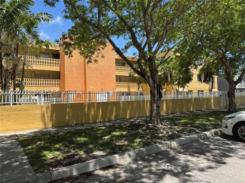 2 bedroom Condominium at 1821 NE 168th St B3, The Palms 51 Condo, North Miami Beach — photo 1
