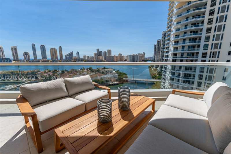 3 bedroom Condominium at 7000 Island Blvd 1402, 7000 Isl Blvd Williams Is, Aventura — photo 1