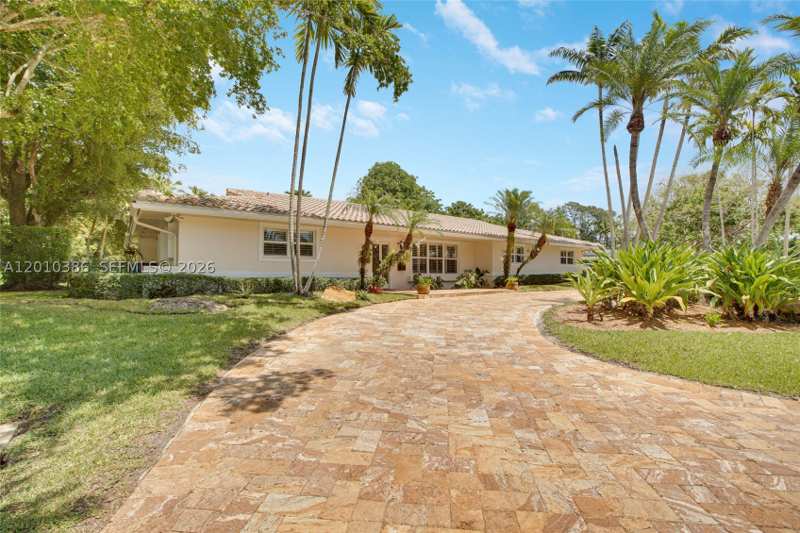 5 bedroom SingleFamilyResidence at 7175 SW 117th Ter, Reg-Al Park Estates, Pinecrest — photo 1
