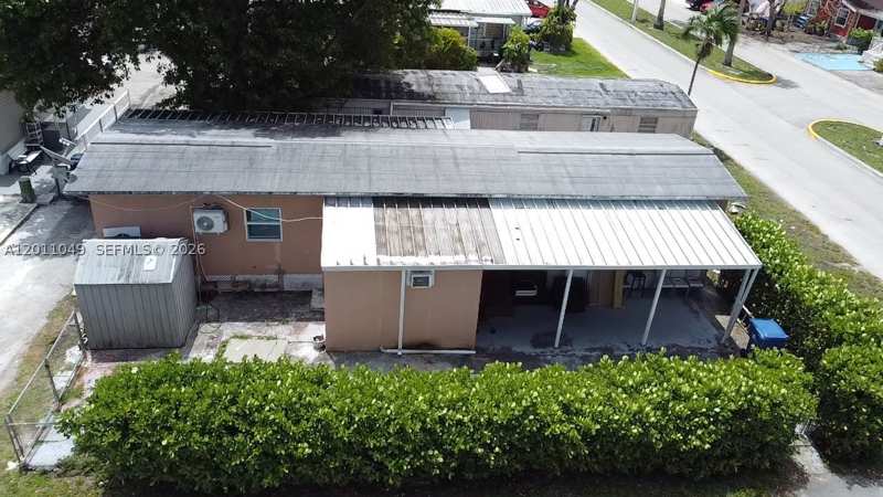 4 bedroom MobileHome at 1495 SW 131st Ave, University Lakes, Miami — photo 1
