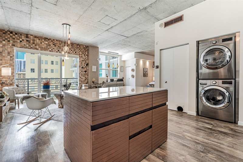 1 bedroom Condominium at 133 NE 2nd Ave 1208, The Loft Downtown II Cond, Miami — photo 1