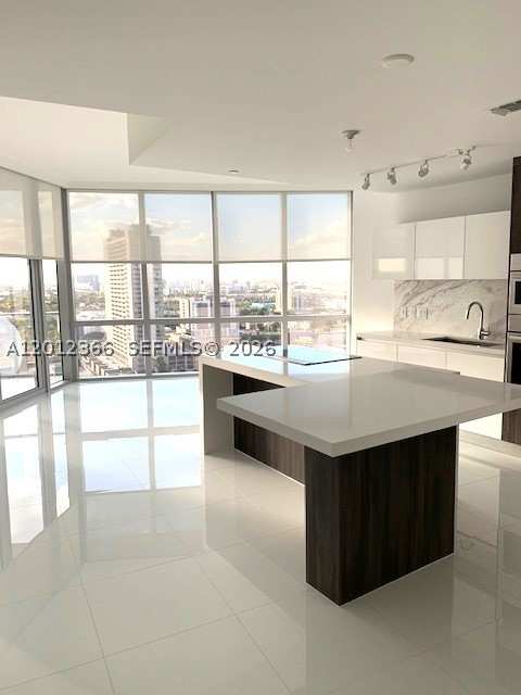1 bedroom Condominium at 851 NE 1st Ave 2110, Paramount Miami Worldcent, Miami — photo 1