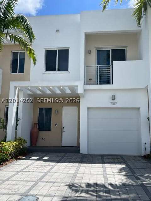 3 bedroom Townhouse at 7187 NW 103 Path 7187, Doral Palms North, Miami — photo 1