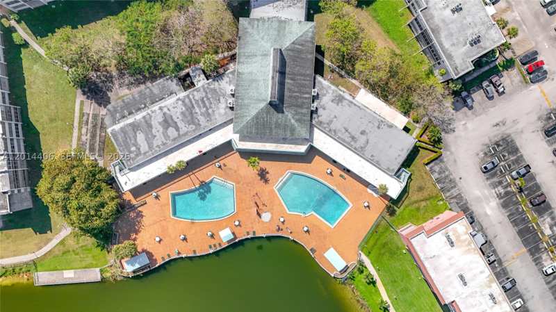 1 bedroom Condominium at 1401 NE Miami Gardens Dr 286, Fifith Moorings Condo, Miami — photo 1