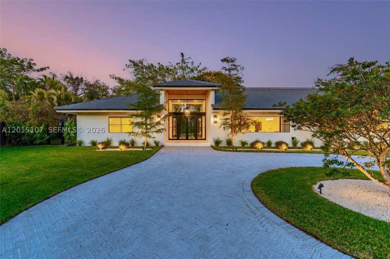 5 bedroom SingleFamilyResidence at 16889 SW 73rd Ct, Banyan Woods, Palmetto Bay — photo 1