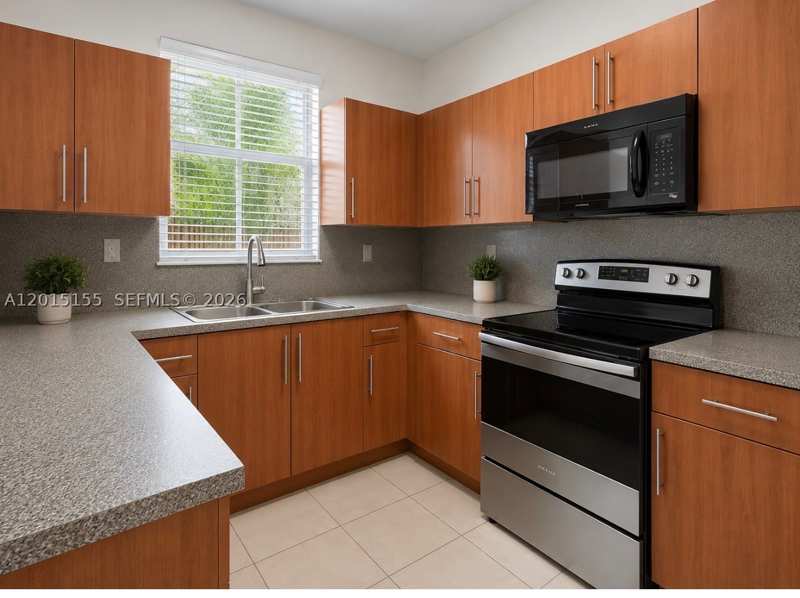 4 bedroom Townhouse at 1441 SE 24th Rd, Keys Garden, Homestead — photo 1