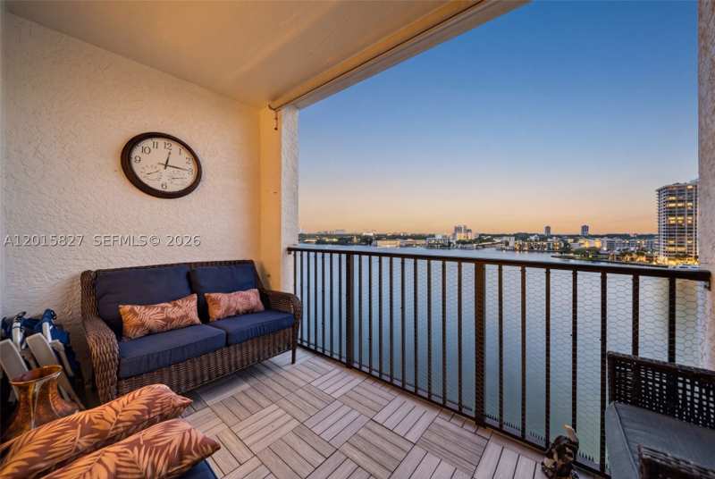 2 bedroom Condominium at 17150 N Bay Rd 2905, Porto Bellagio, Sunny Isles Beach — photo 1