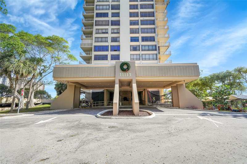 2 bedroom Condominium at 11113 Biscayne Blvd 255, Jockey Club III Condo, Miami — photo 1