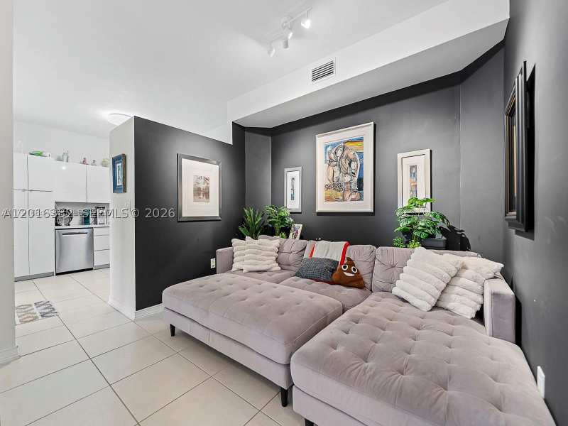 3 bedroom Condominium at 15533 N Miami Lakeway N 101-19, Celebration Point Condo #, Miami Lakes — photo 1