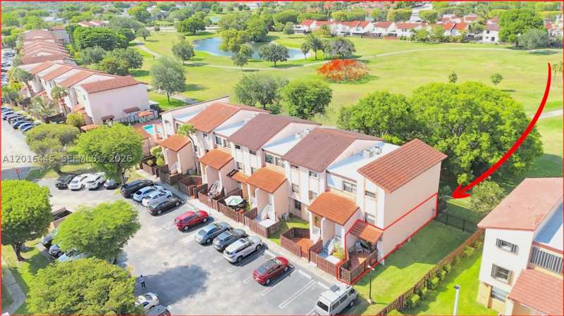 2 bedroom Condominium at 425 W Park Dr 10, Indian Summer Village II, Miami — photo 1