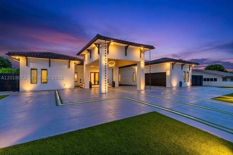 5 bedroom SingleFamilyResidence at 320 SW 125th Ave, Sweetwater Estates Sub, Miami — photo 1