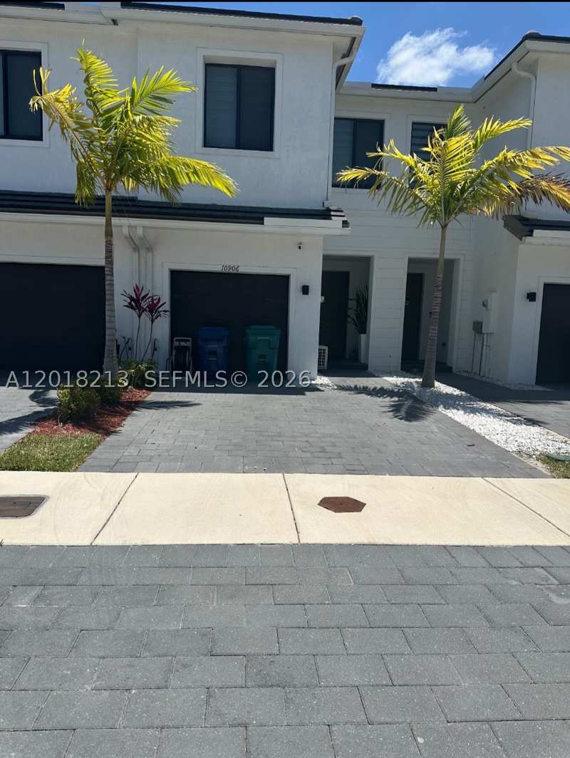 3 bedroom Townhouse at 10906 SW 232nd Ter, Mc Residential, Homestead — photo 1