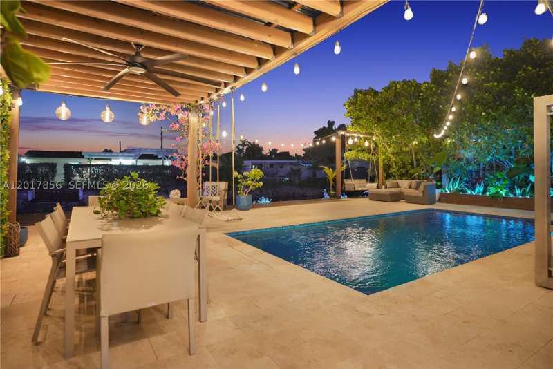4 bedroom SingleFamilyResidence at 5241 SW 104th Ave, Heftler Homes Sec 3, Miami — photo 1