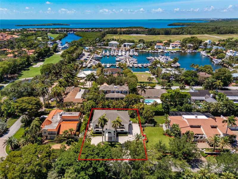 5 bedroom SingleFamilyResidence at 6220 SW 144th St, Kings Bay Sub, Coral Gables — photo 1