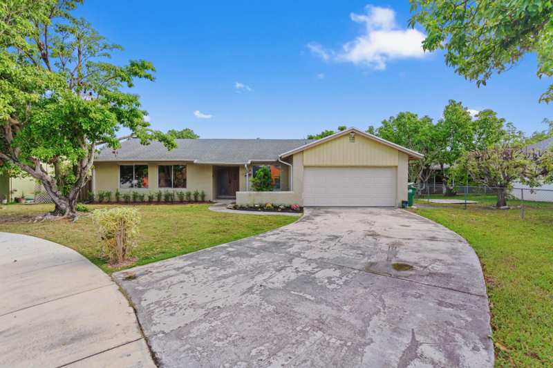 3 bedroom SingleFamilyResidence at 9315 SW 170th Lane, Harriel Estates, Palmetto Bay — photo 1