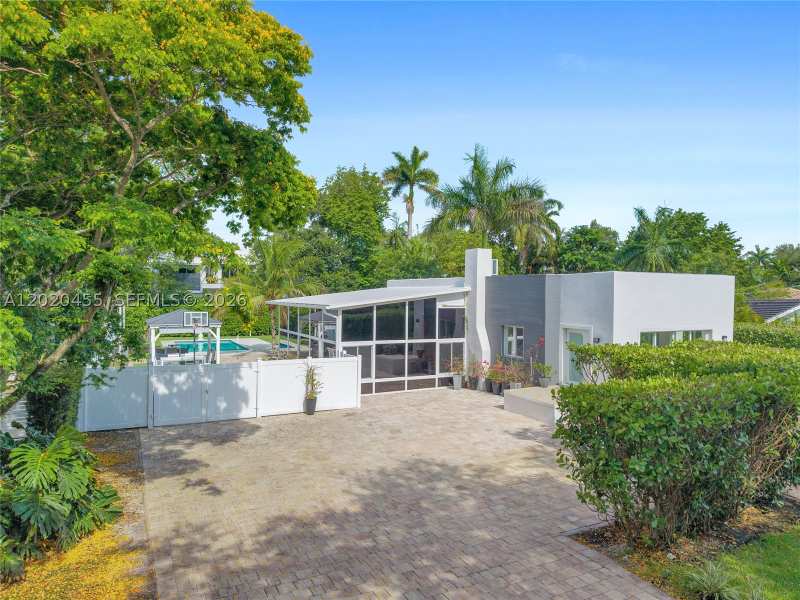 3 bedroom SingleFamilyResidence at 11144 NE 8th Ct, Amd Pl Griffing Biscayne, Biscayne Park — photo 1