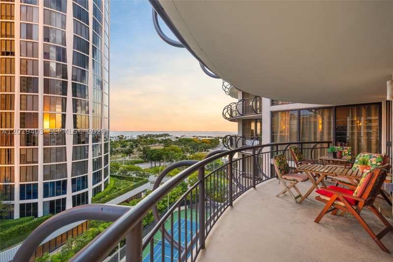 3 bedroom Condominium at 2843 S Bayshore Dr 11F, Grove Towers Condo, Miami — photo 1