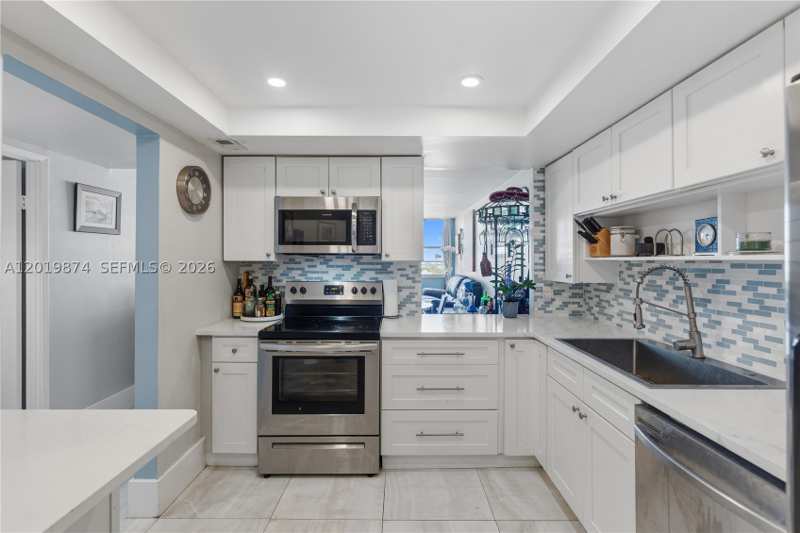 1 bedroom Condominium at 1351 NE Miami Gardens Dr 1603E, Buckley Towers Condo - Ea, Miami — photo 1