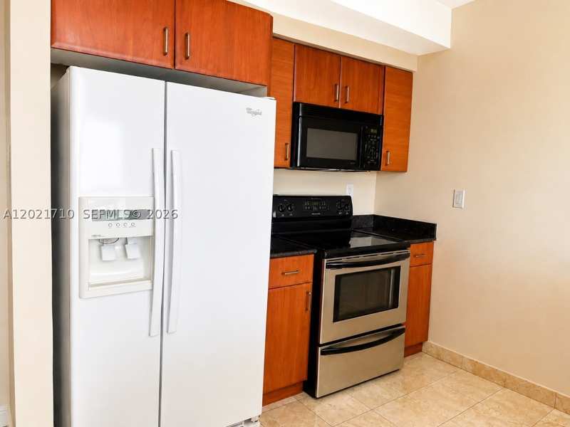 1 bedroom Condominium at 18001 Collins Ave 605, Trump International Sones, Sunny Isles Beach — photo 1