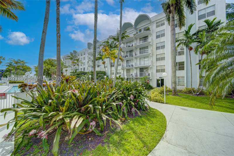 2 bedroom Condominium at 494 NW 165th St Rd C-205, Montecarlo Condo, Miami — photo 1