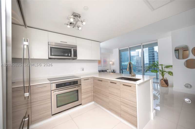1 bedroom Condominium at 1300 Brickell Bay Dr 1601, Brickellhouse Condo, Miami — photo 1