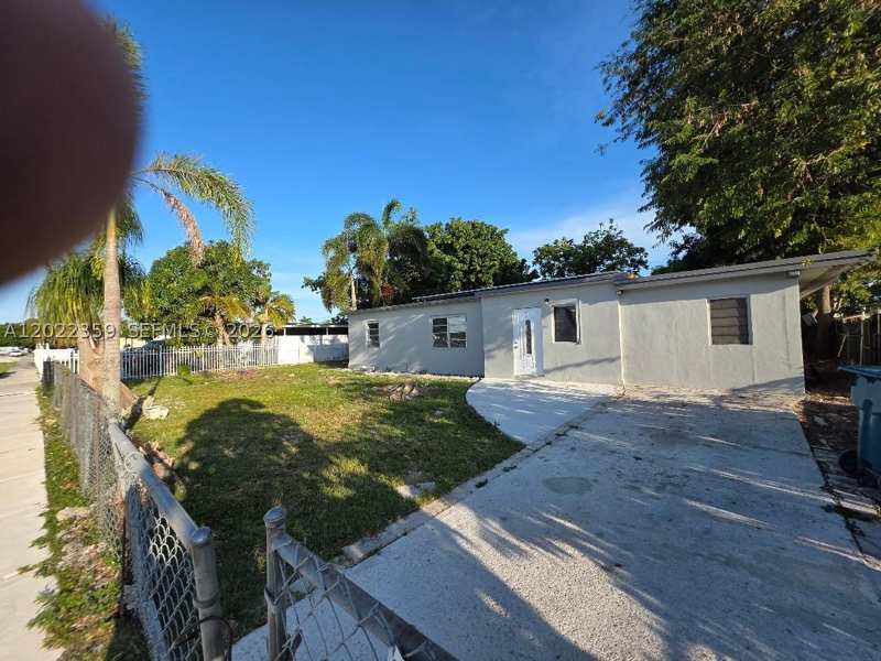 4 bedroom SingleFamilyResidence at 15340 Garfield Dr, Leisure City Sec 1, Homestead — photo 1