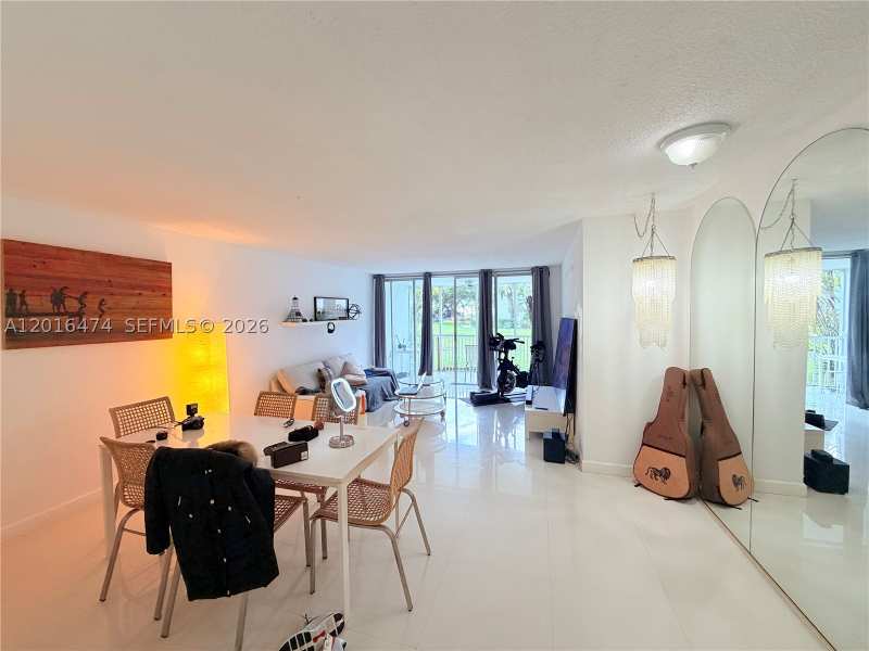1 bedroom Condominium at 1680 NE 191st St 105-2, Jade Winds Group Allamand, Miami — photo 1