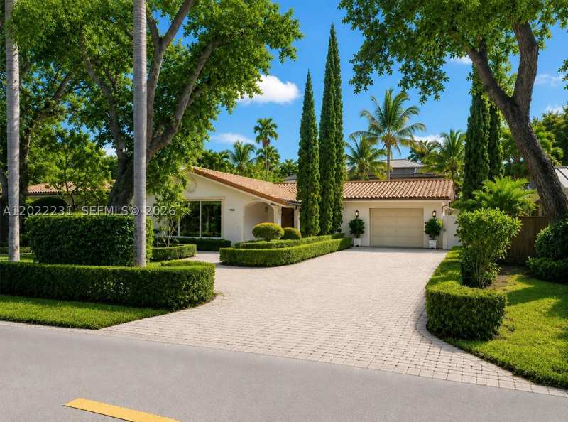 4 bedroom SingleFamilyResidence at 7980 SW 52nd Ave, High Pines Rev Plat Of 2N, Miami — photo 1