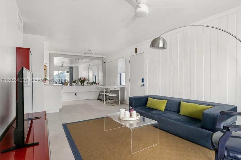 2 bedroom Condominium at 8701 SW 141st St L5, Casa Granada Condo, Palmetto Bay — photo 1