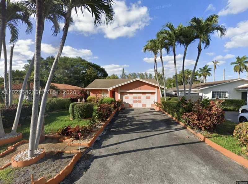 3 bedroom SingleFamilyResidence at 6225 SW 59th St, Cambridge Lawns, South Miami — photo 1
