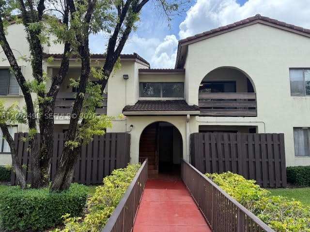 2 bedroom Condominium at 8911 SW 123rd Ct 203, Kenland Walk Condo III, Miami — photo 1