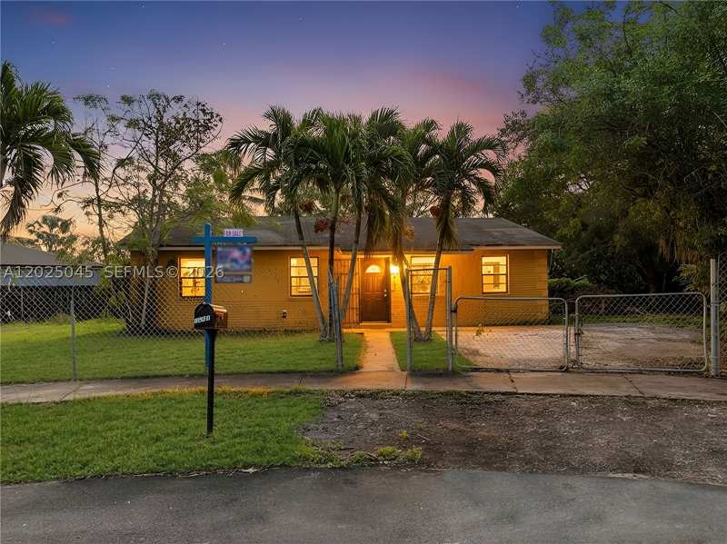 4 bedroom SingleFamilyResidence at 1664 SW 2nd Ct, Avocado Villas, Homestead — photo 1