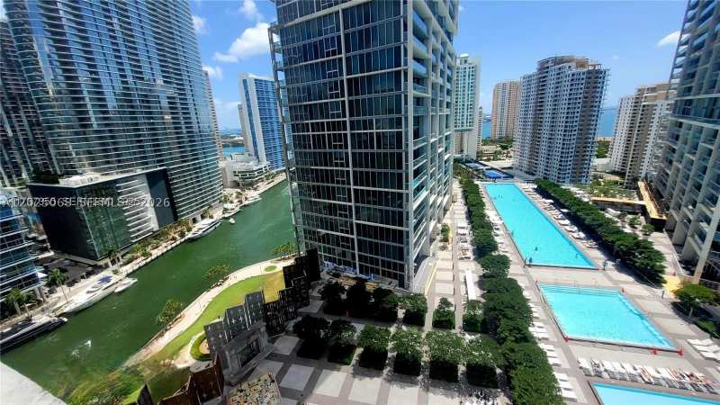 1 bedroom Condominium at 485 Brickell Ave 2311, Icon Brickell Condo No 3, Miami — photo 1