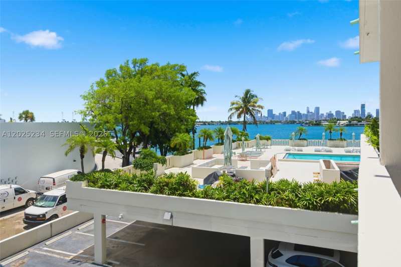 1 bedroom Condominium at 5 Island Ave 2F, Island Terrace Condo, Miami Beach — photo 1