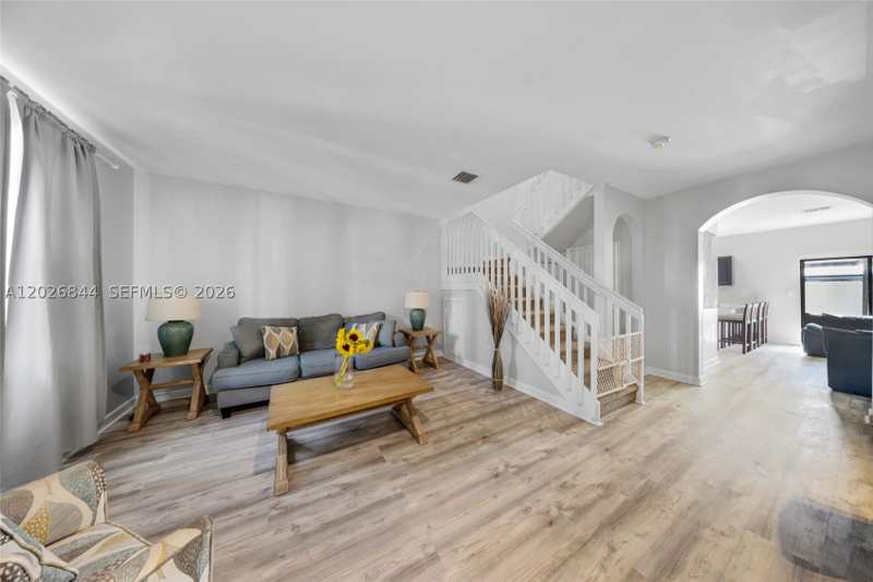 3 bedroom Townhouse at 9381 W 33rd Ln, Bonterra, Hialeah — photo 1